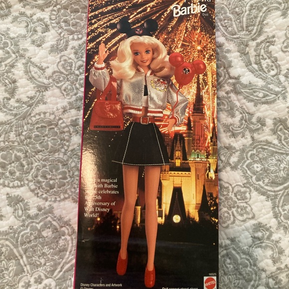 NIB - Barbie: Disney’s 25th Anniversary Special Edition - Picture 4 of 6